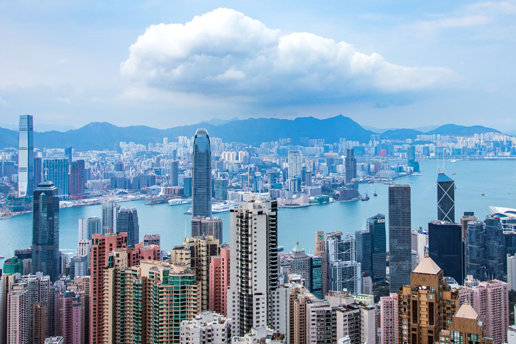 香港非本地畢業生留港計劃